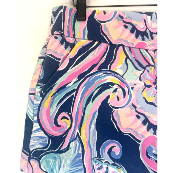 LILLY PULITZER Makenna Ponte Short Nauti Navy Size 2 Resort Beach Preppy Sirens - Picture 2 of 11